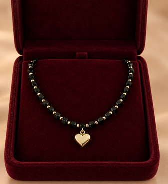Midnight Shadow Necklace – Square Beadwork – Zwart