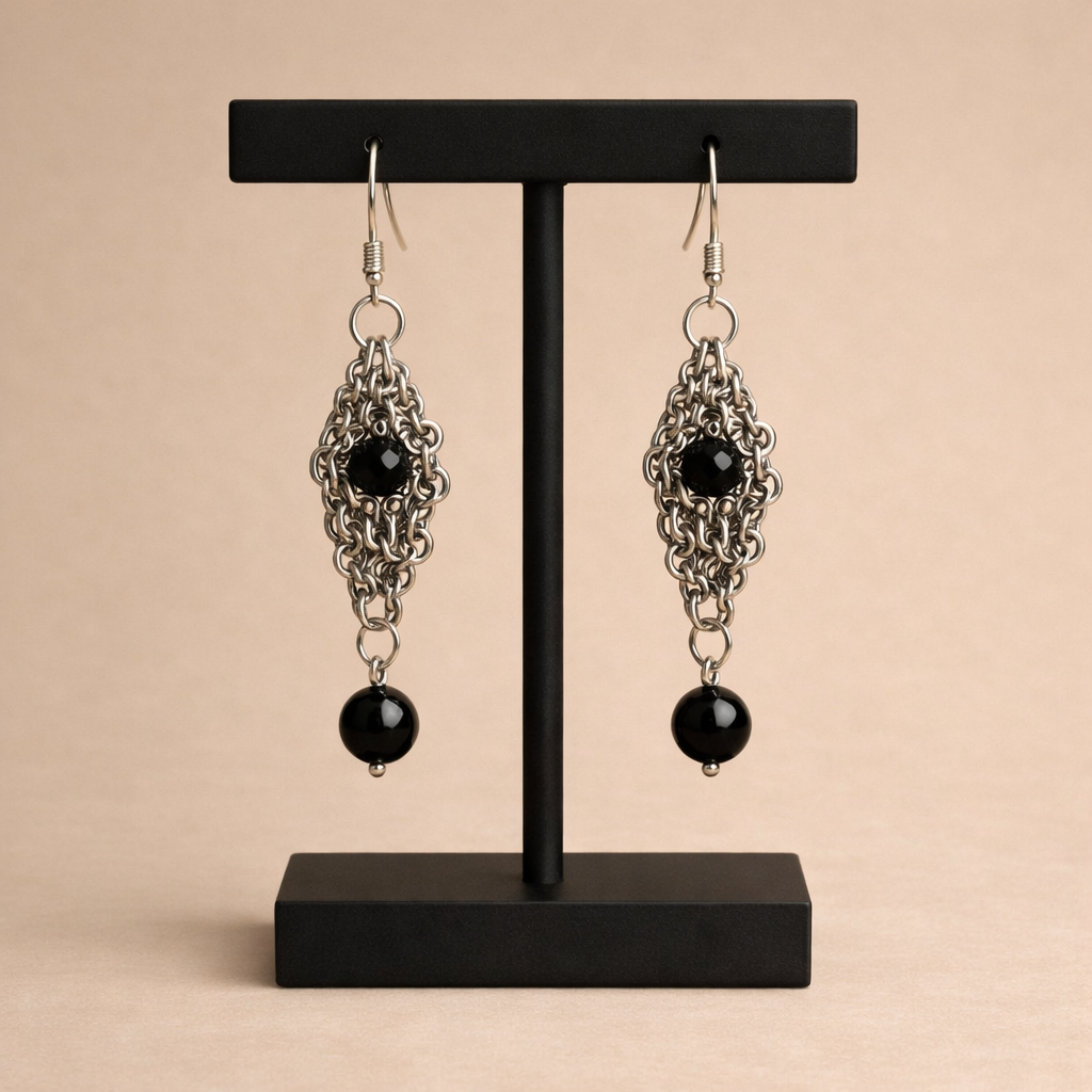 Chain Oorbellen met Black Onyx Beads